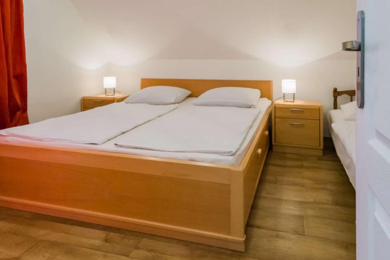 Diofa Apartman Keszthely Bagian luar foto